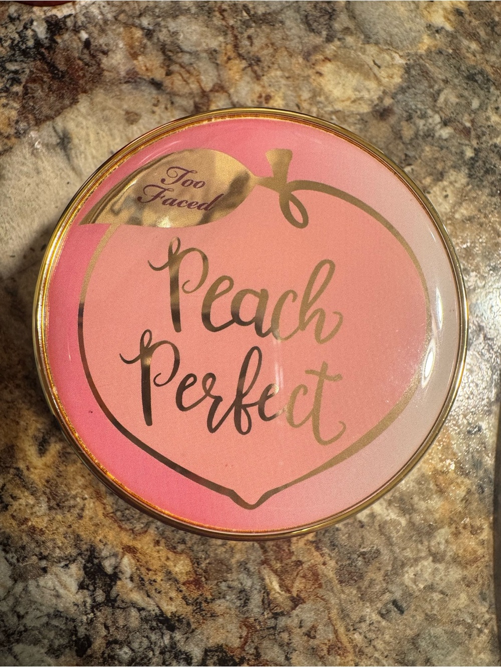 Too Faced Peach Perfect Setting Powder - Picture 2 of 4